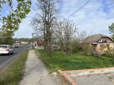 Продам угловой участок, удобный для ведения бизнеса, Богопол