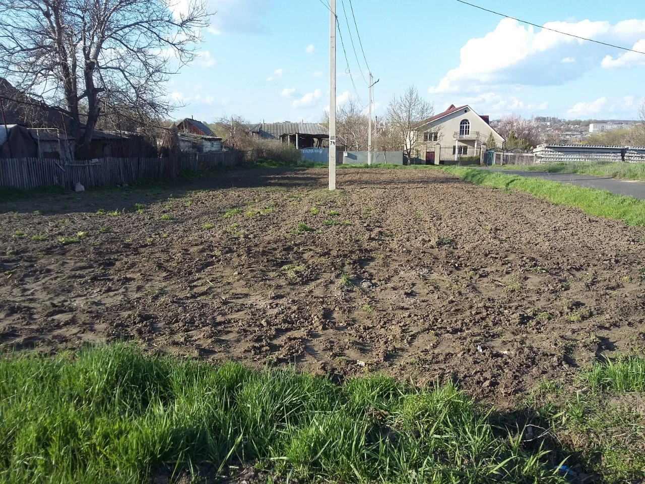 Продам земельну ділянку під будівництво в м. Балта, біля ста