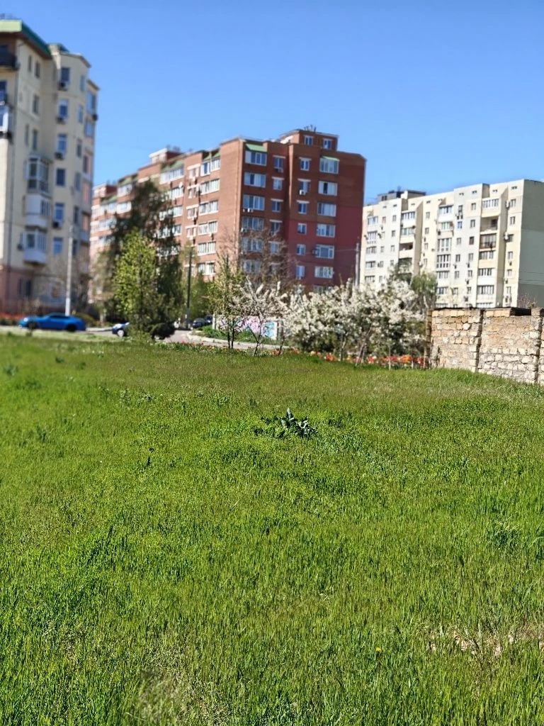 5 сот возле моря в центре Черноморска от хозяина