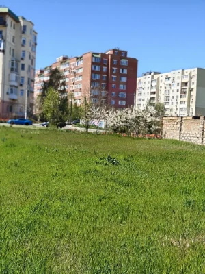 5 сот возле моря в центре Черноморска от хозяина