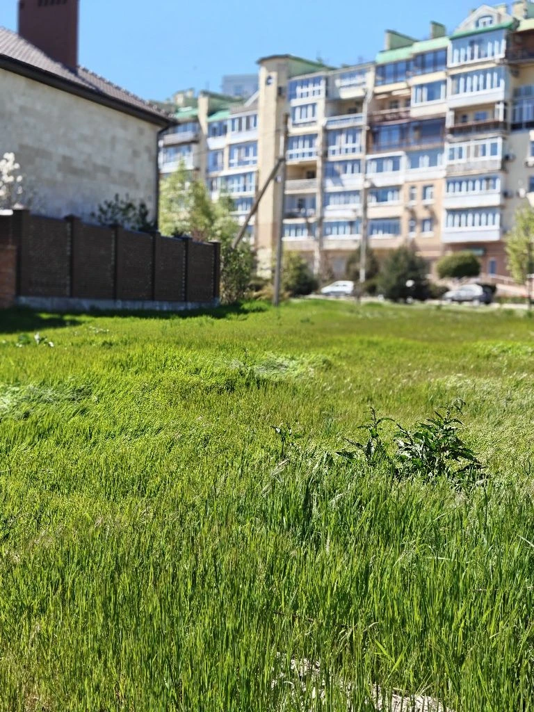 5 сот возле моря в центре Черноморска от хозяина