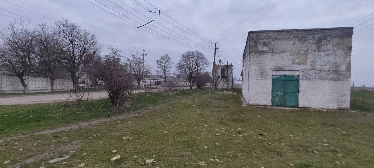 Молодежное (Черноморск). Фасадный участок 2Га с заездом с тр