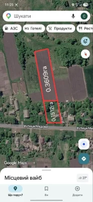 Дачна ділянка із будинком під реконструкцію
