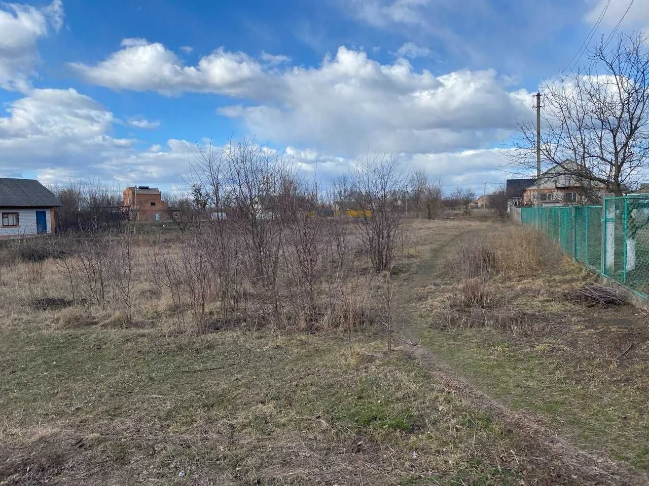 Продаж земельної ділянки для будівництва