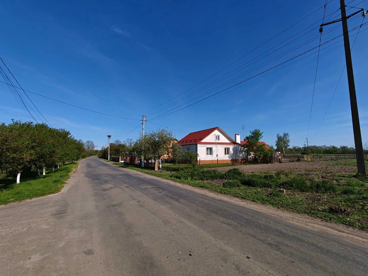 Земельна ділянка 29 соток в межах міста з асфальтованим доїз
