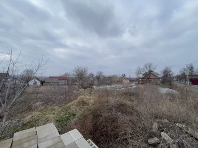 Продається земельна ділянка 19 сотих .