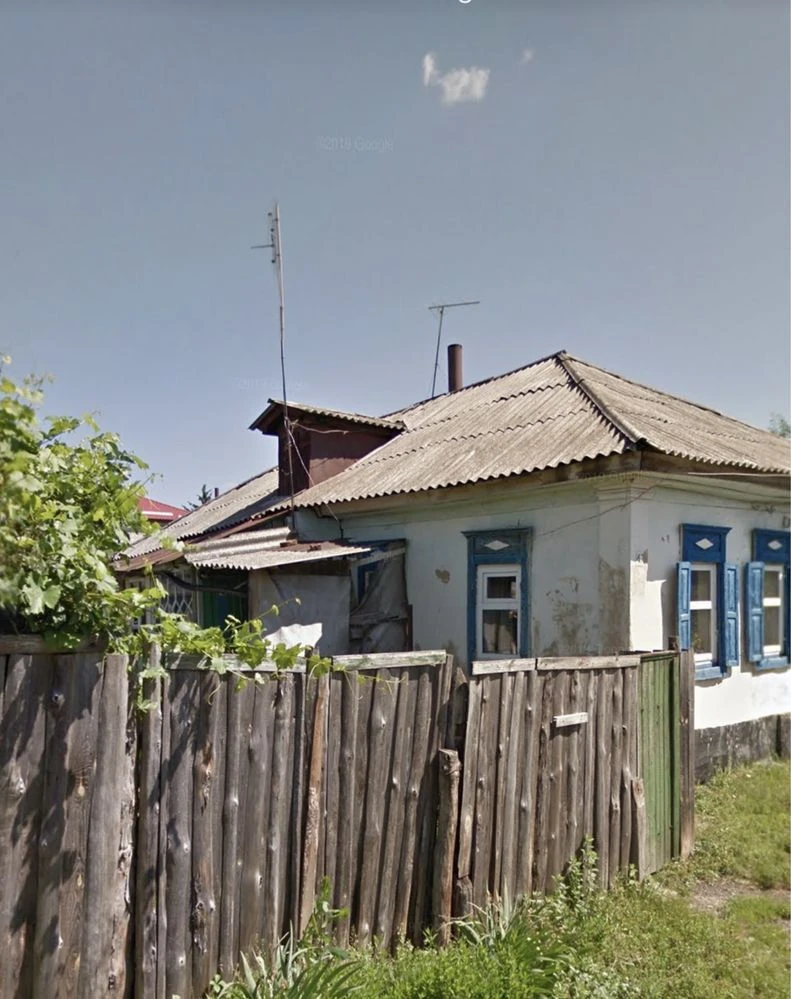 Центр города. Дом под реставрацию,10 соток земли