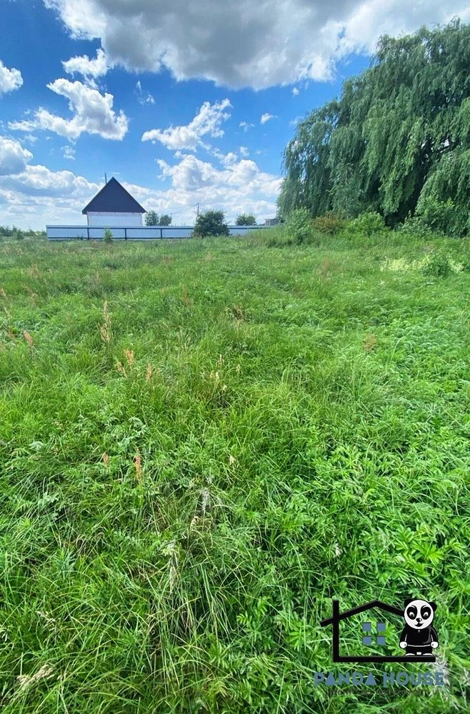 Продається земельна ділянка під будівництво.