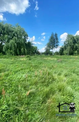 Продається земельна ділянка під будівництво.