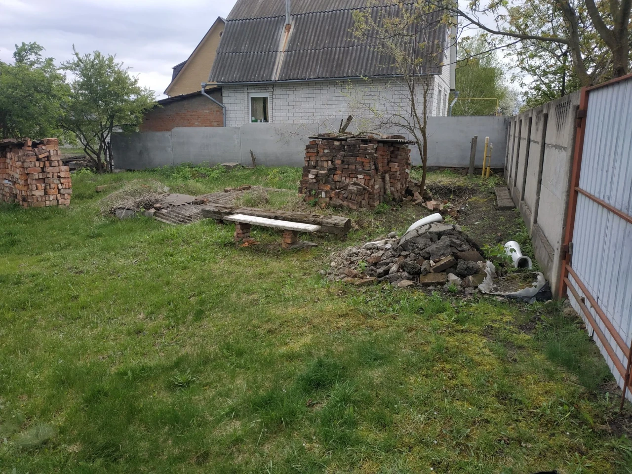 Участок на "ДеМьяна Бедного"