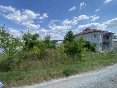 Земельна ділянка 10соток +3 сотки під сад по вул. 40 років П