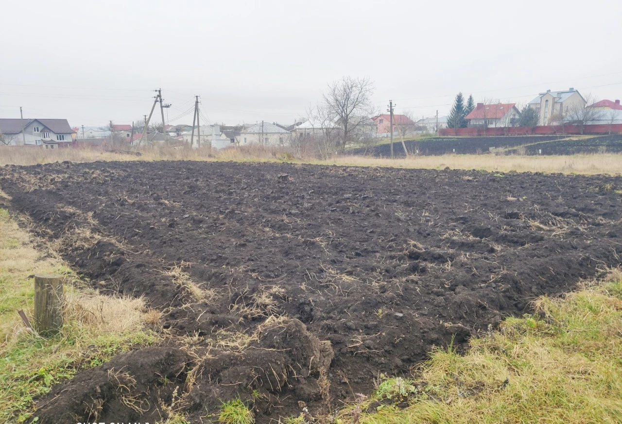 Земельна ділянка під забудову 0.1018 га