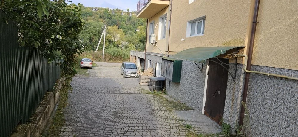 Продається земельна ділянка Гончара 7