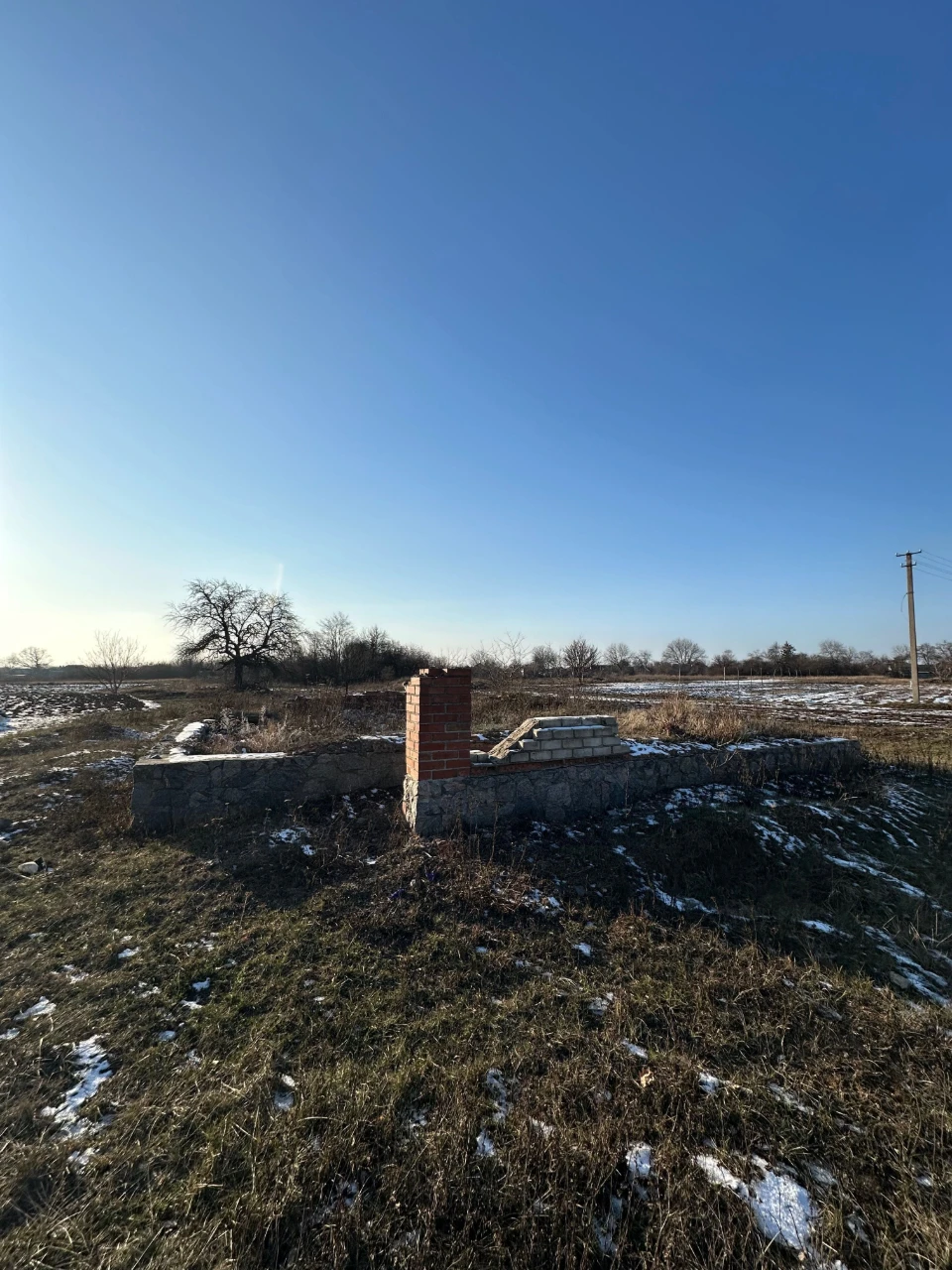 Продам приватизовану земельну ділянку під забудову