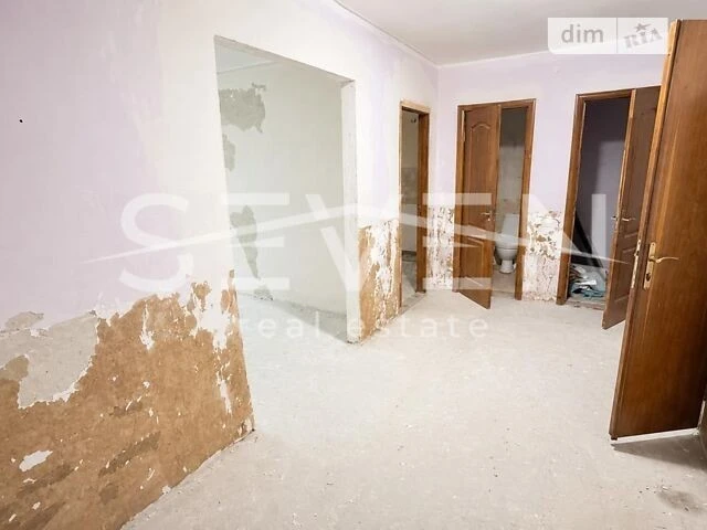 Sale of 2-room apartment 84.8 sq. m. on Stepana Rudnytskoho St. 9