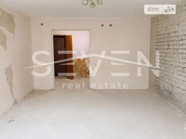 Sale of 2-room apartment 84.8 sq. m. on Stepana Rudnytskoho St. 9