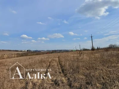 Продам велику земельну ділянку під забудову