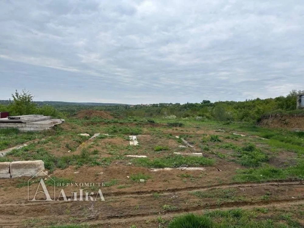 Продам земельну ділянку під забудову в мальовничому місці