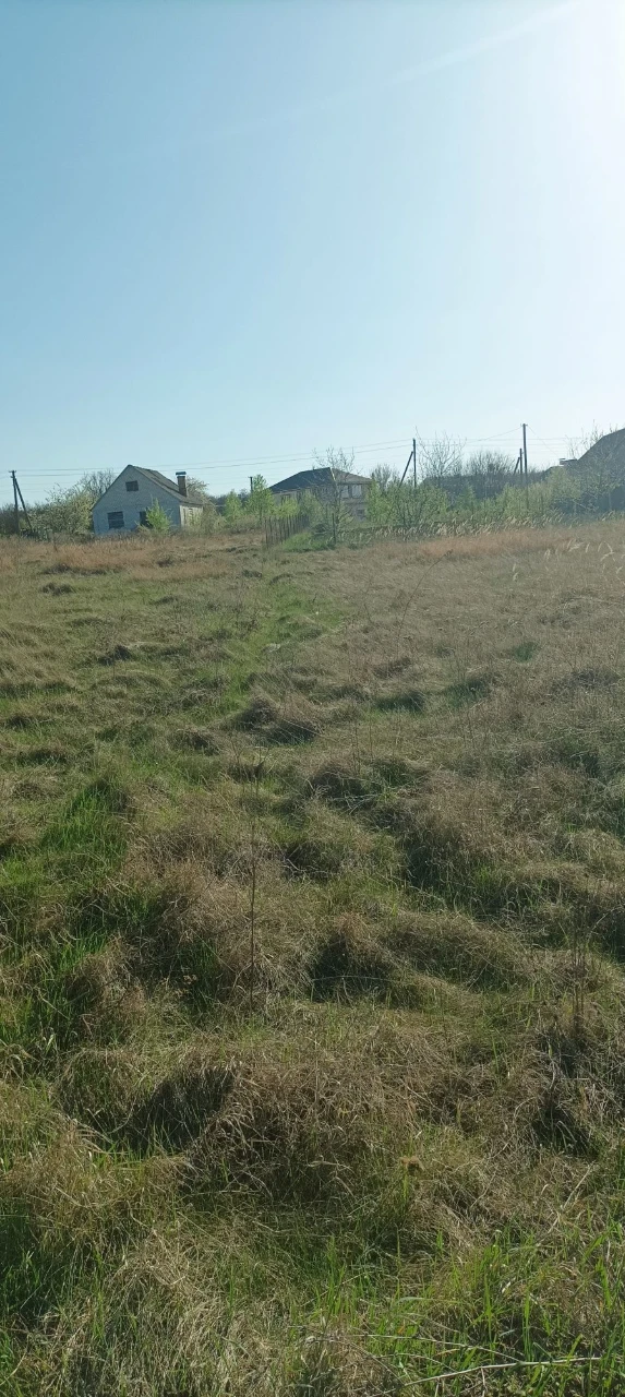 Продається приватизована земельна ділянка під забудову