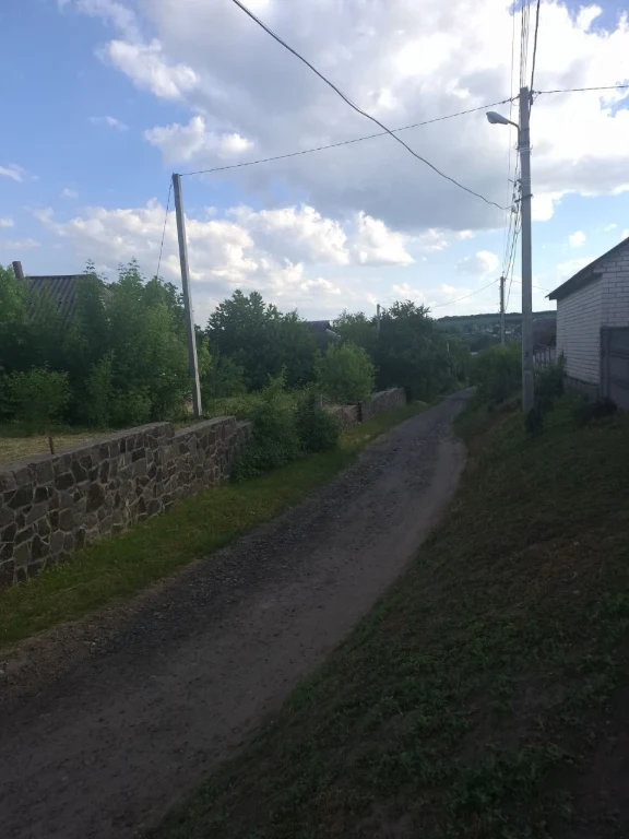 Продаж земельної ділянки із старим будинком в с.Будки