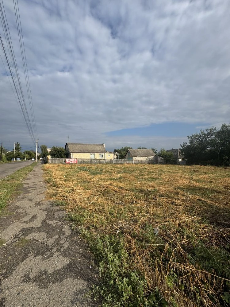 Продаж фасадної ділянки
