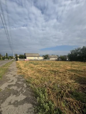 Продаж фасадної ділянки