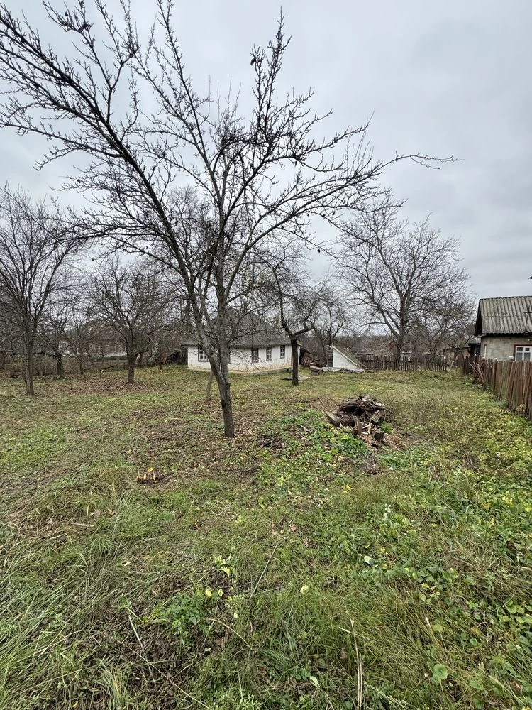 Продаж ділянки вул. Травнева, 108