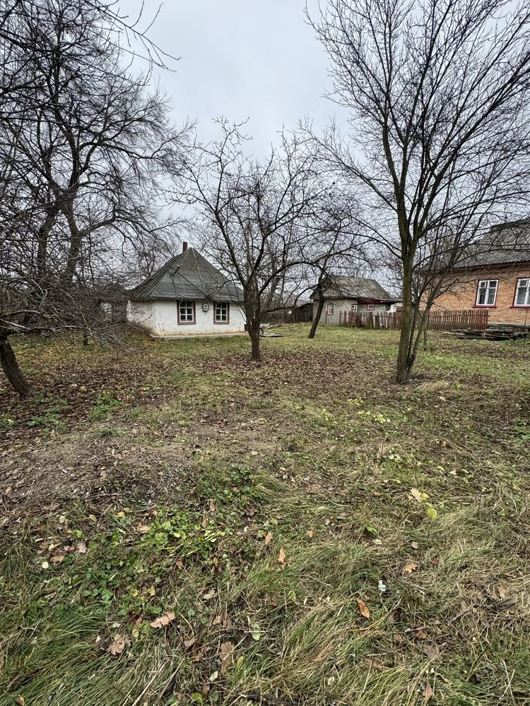 Продаж ділянки вул. Травнева, 108
