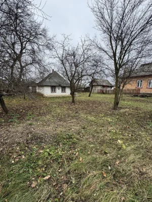 Продаж ділянки вул. Травнева, 108