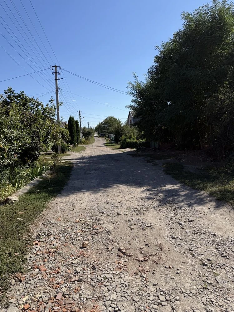 Продам земельну ділянку під забудову.