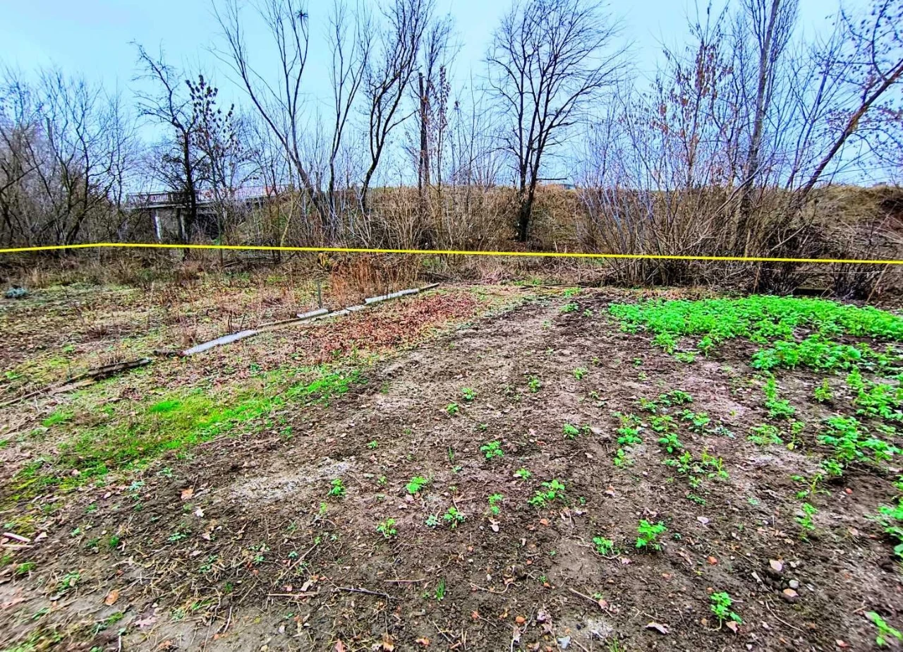 Земля 10 соток фасад 47 м перша лінія від Заводська поряд ЖК