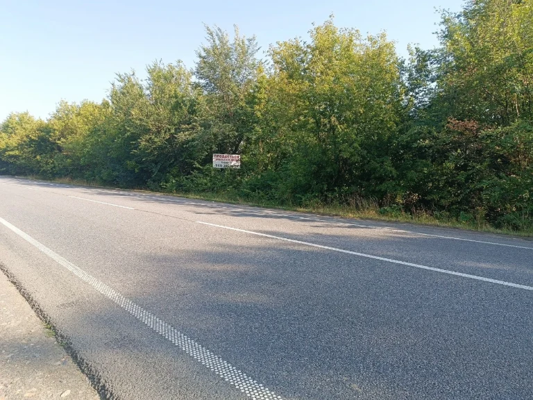 продаж комерційної ділянки 0,47га фасад траси М30 с.Паланка