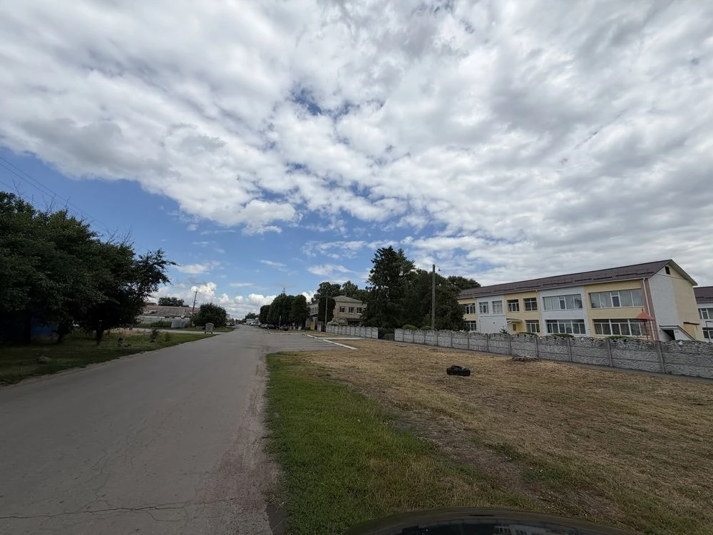 Продаж ділянки біля АТБ