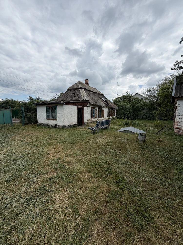 Продаж ділянки біля АТБ