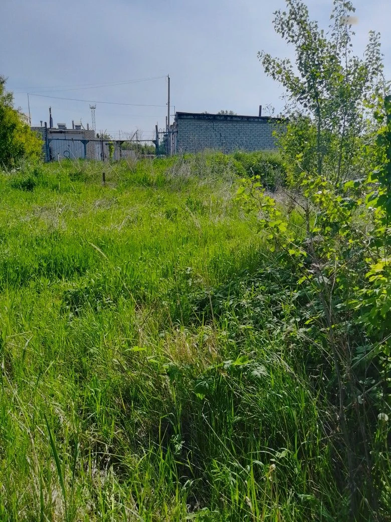 Продам земельну ділянку під забудову гаражу