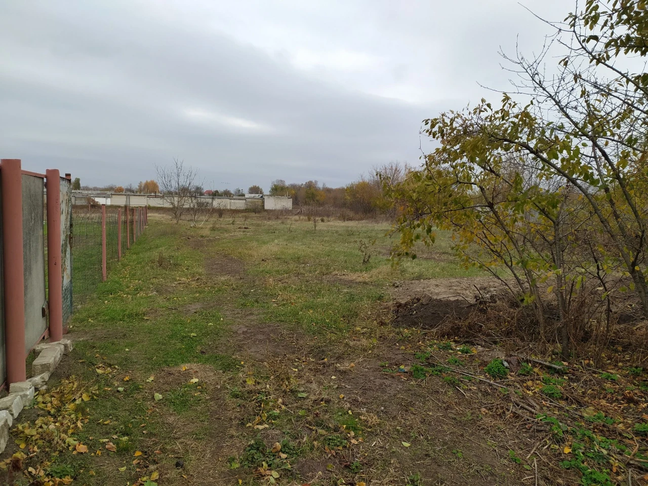 Земельна ділянка під забудову