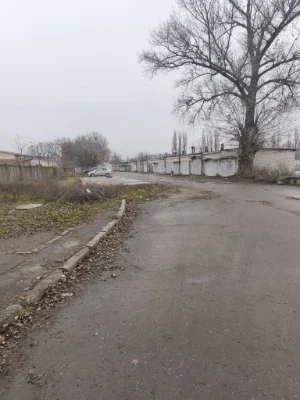 Терміново продаж  участка під будівництво гаража по В.Пугачо