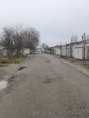 Терміново продаж  участка під будівництво гаража по В.Пугачо