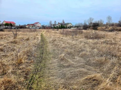 Продам ділянку в новому мікрорайоні Озерний, м. Кременчук