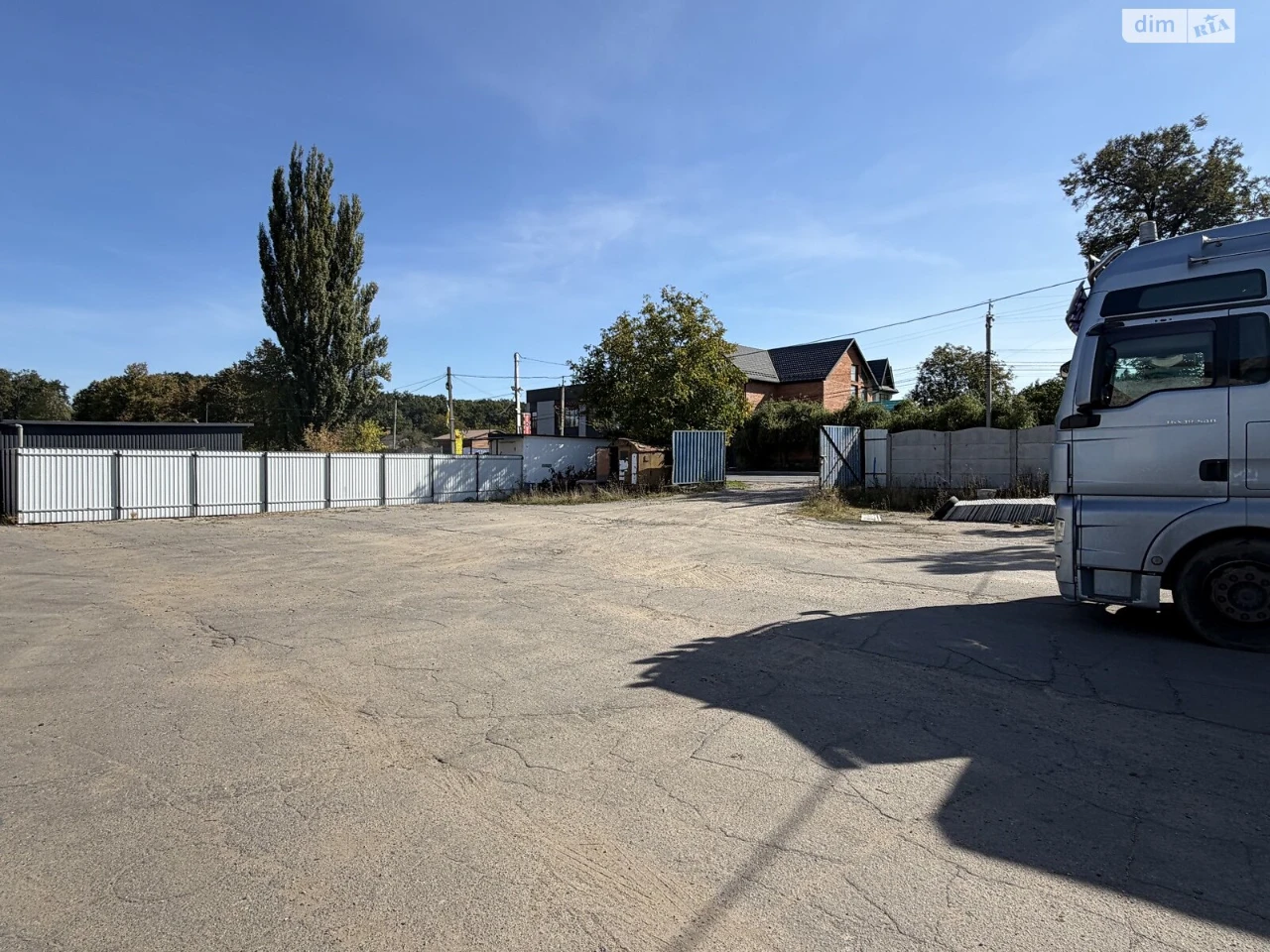 Продаж Земля комерційного призначення