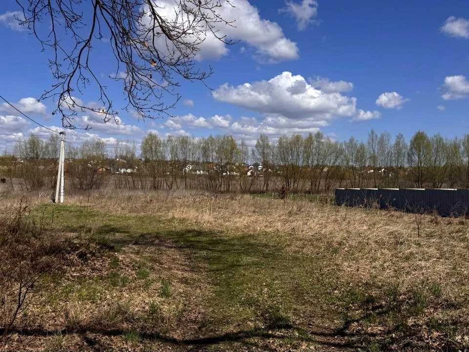 Ділянка. Буча
