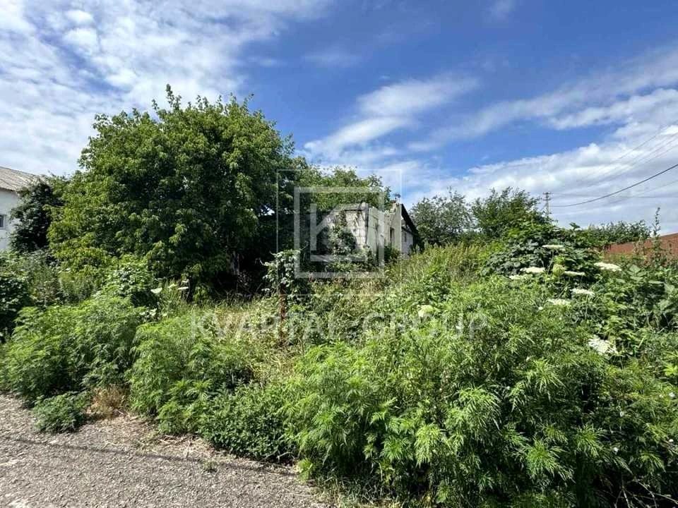 Ділянка. Буча, Суворова