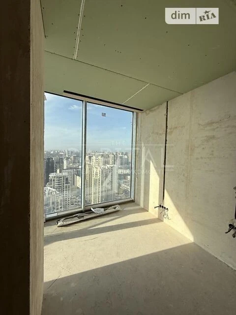 Sale of 4-room apartment 157 sq. m on 12 Ioanna Pavla II st. • ID