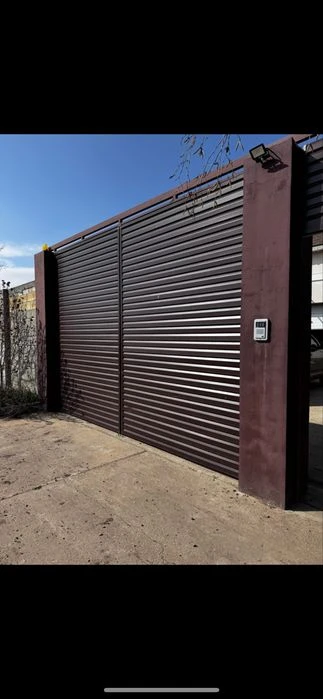 I will sell a unique house with a bomb shelter
