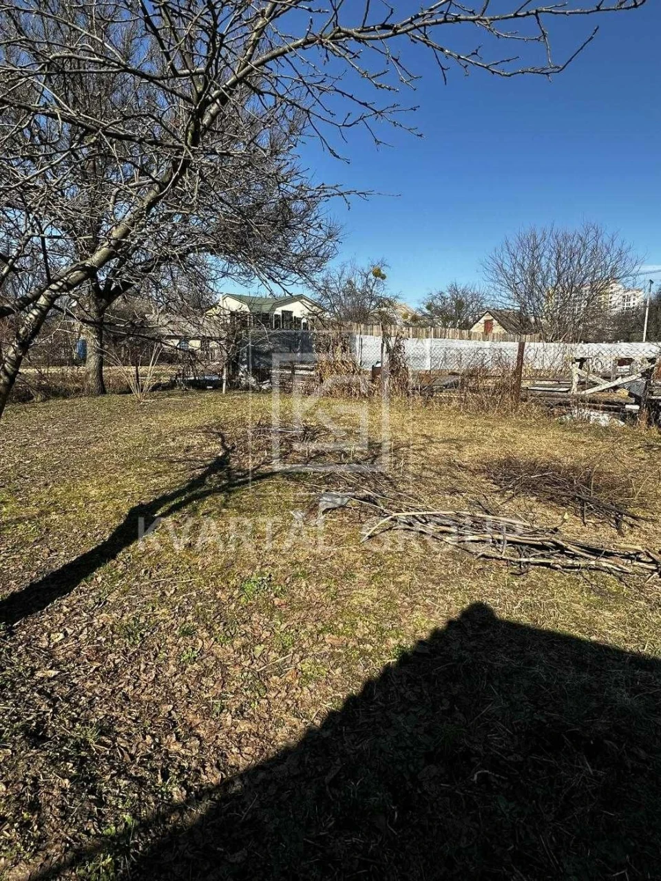 Чудова ділянка з КОМУНІКАЦІЯМИ під твій будинок