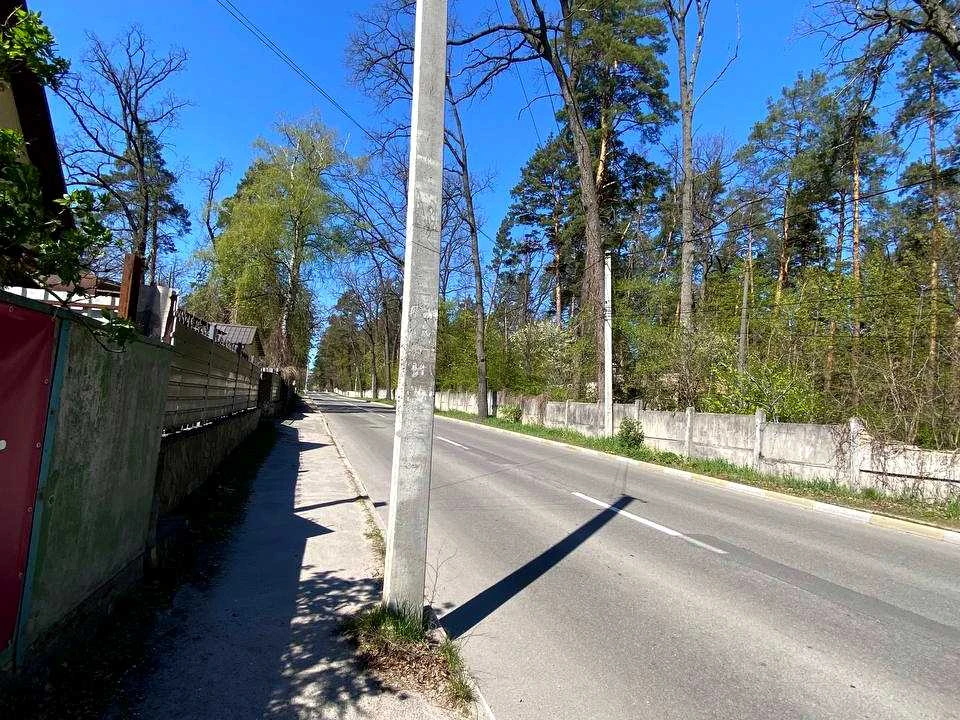 Ділянка. Буча, Інститутська вул. (Артема)