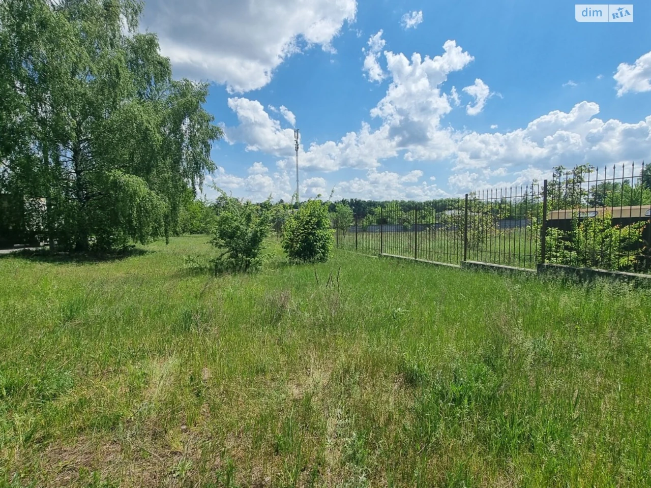 Продаж Земля комерційного призначення