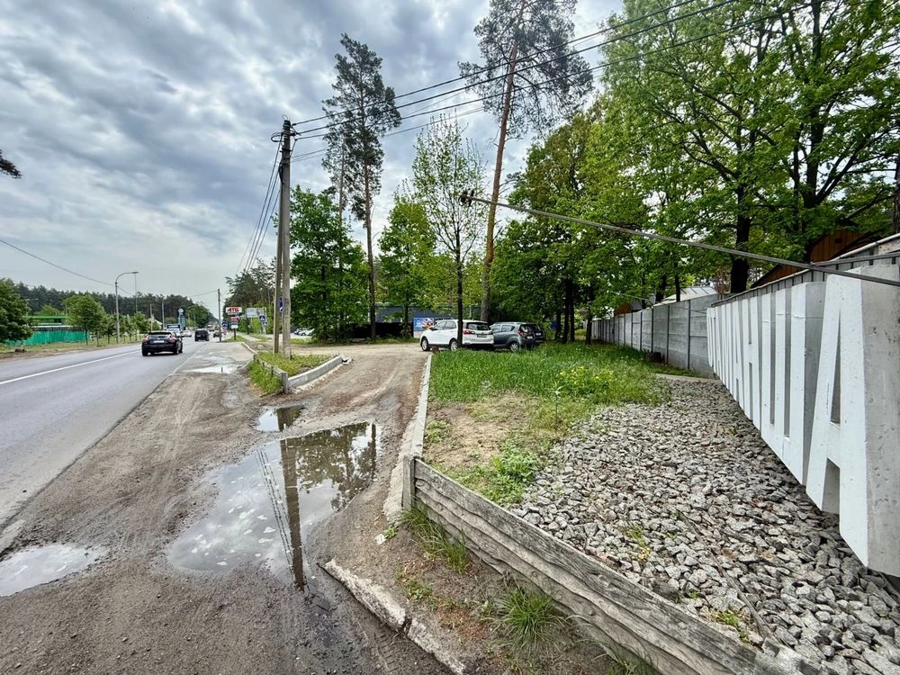 ТОП Фасадна комерційна ділянка на Варшавській трасі в Бучі б