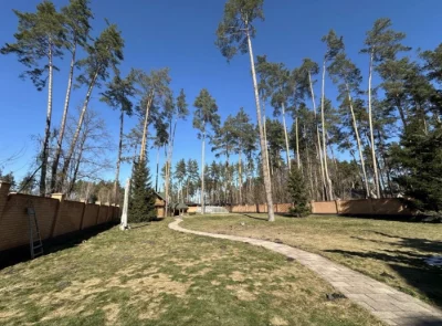 Ділянка біля  Бістро Пекаря Буча 15 соток пвд будівництво