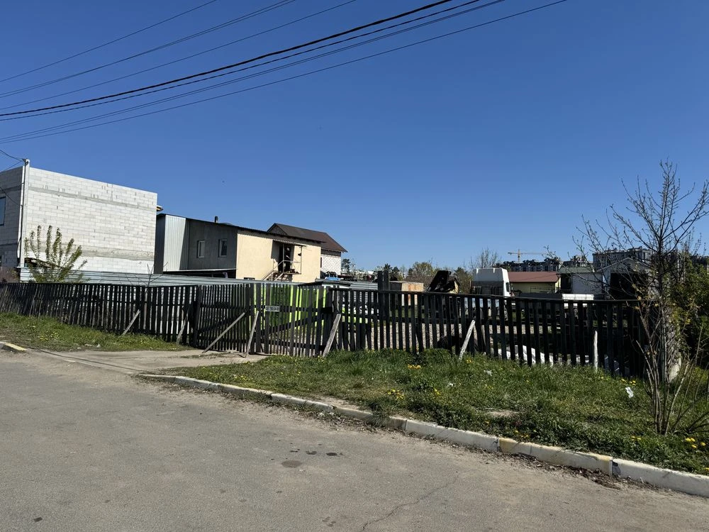 Продам ділянку під комерцію біля Новоі Пошти!